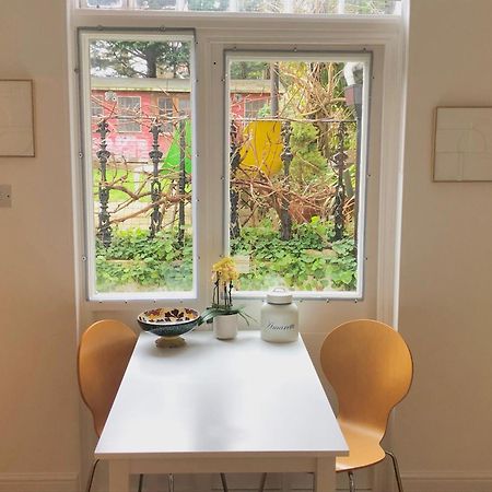 Spacious Comfortable Flat With Free Parking In East Finchley, Muswell Hill & Close To Alexandra Palace Londres Exterior foto